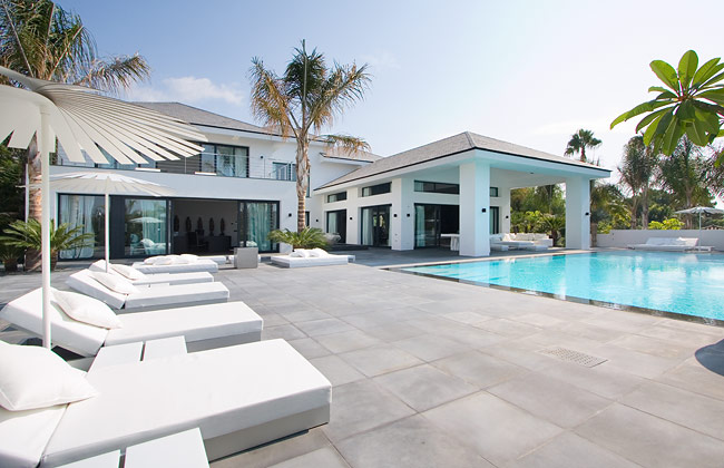 Luxury contemporary villa Los Monteros