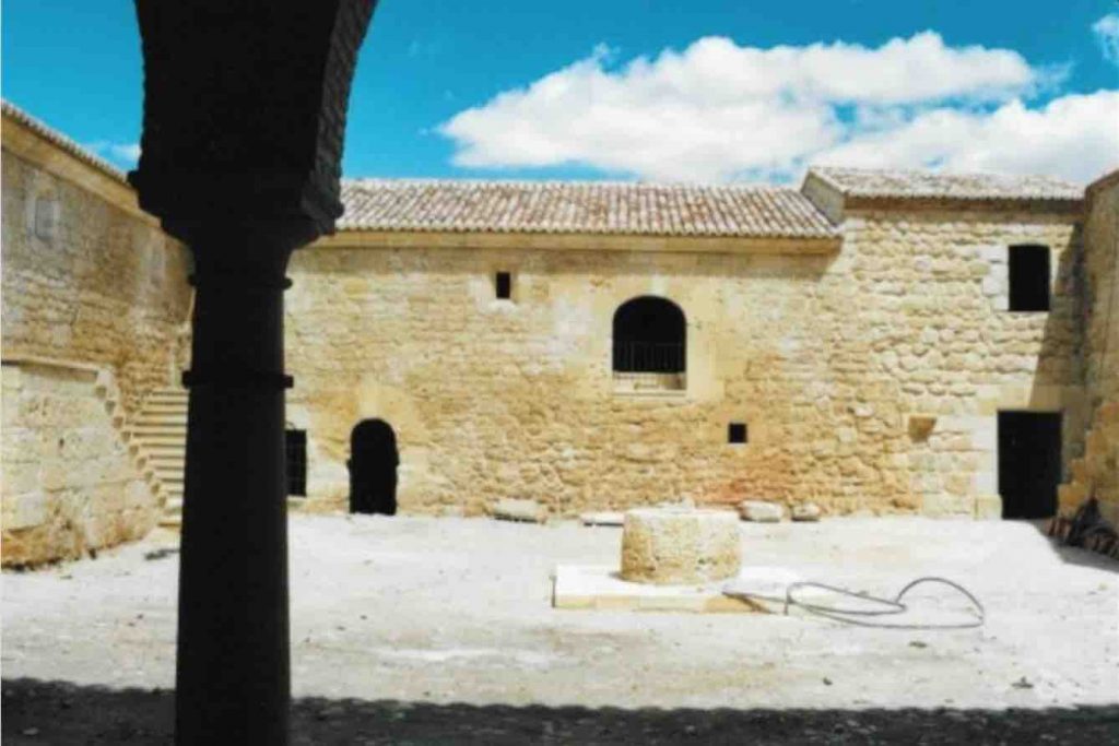 Reform historical property in Andalusia