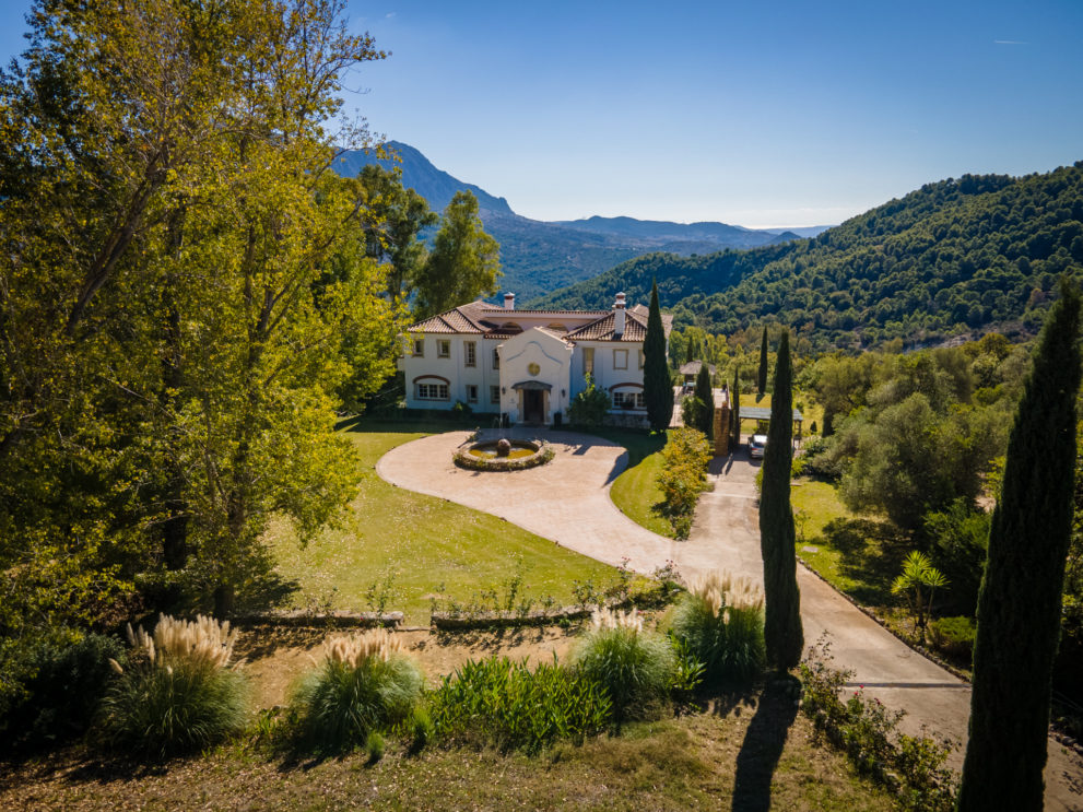 luxury country villa