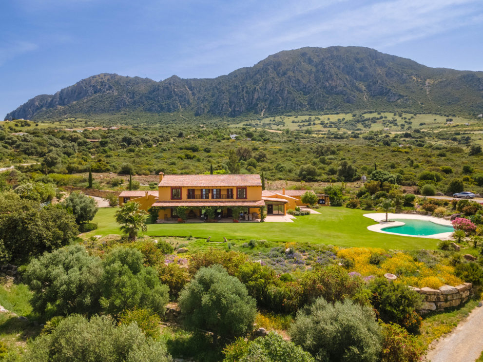 luxury-country-property casares