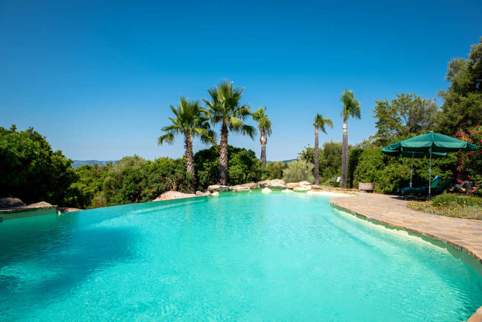 buy luxury property in Andalucia