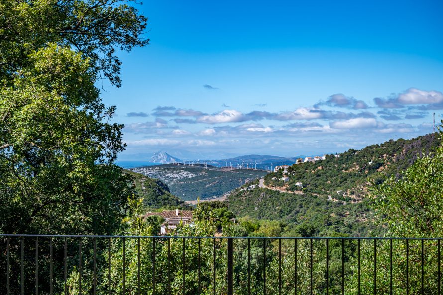 Living in the mountains in Casares