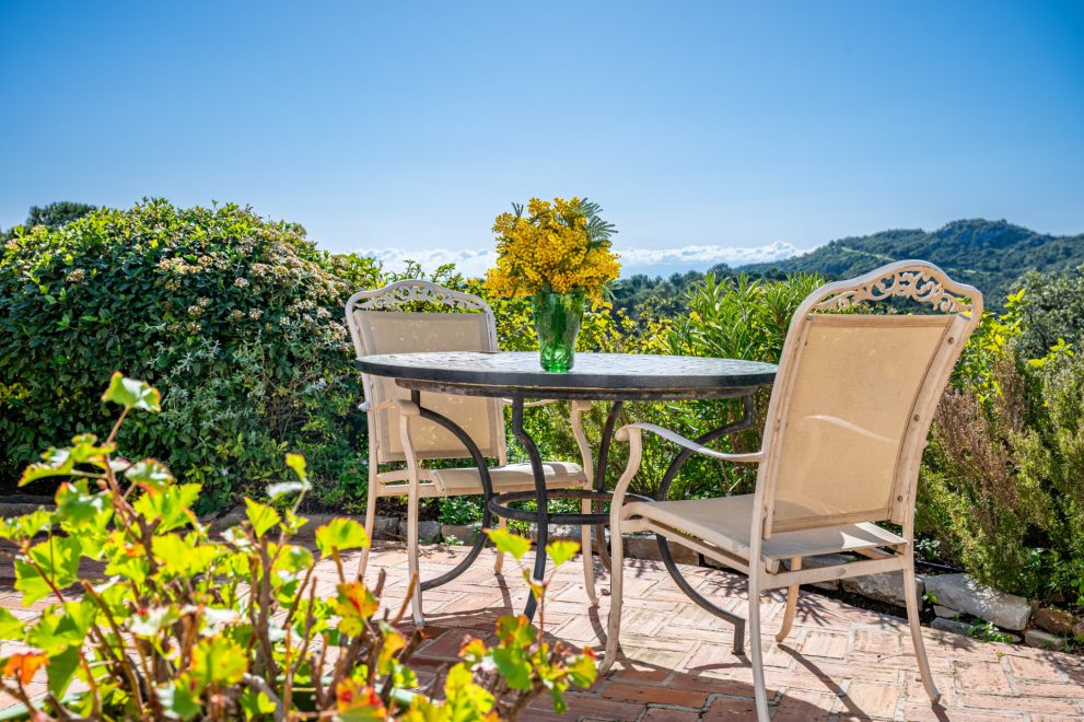 beautiful-country-home-casares