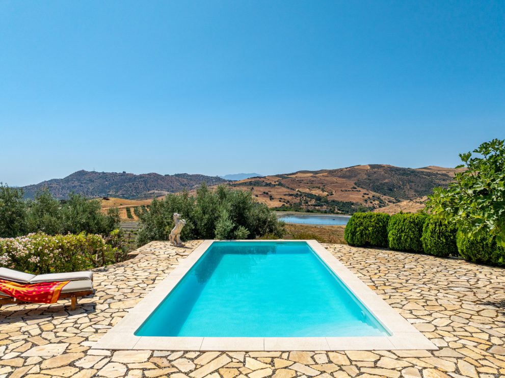 views-country-villa-casarabonela