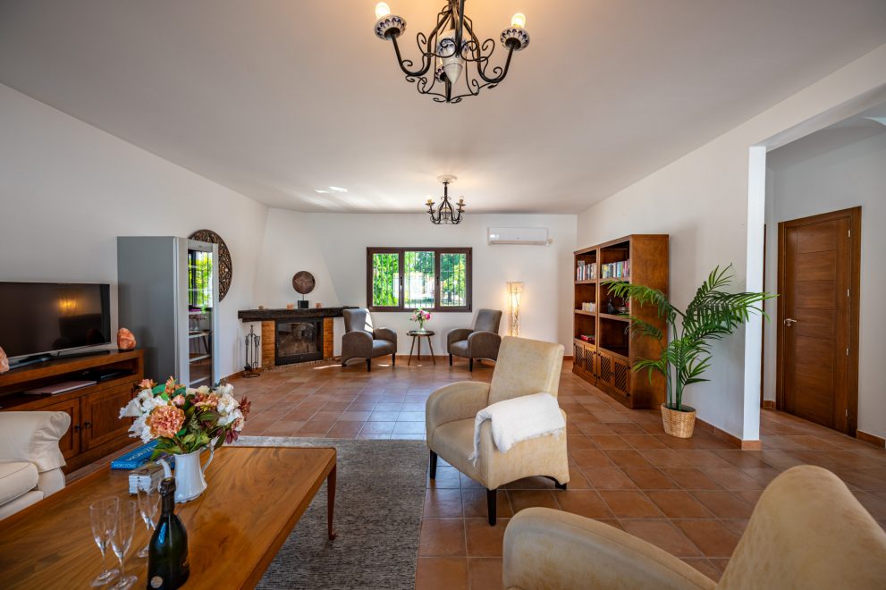 spacious-living