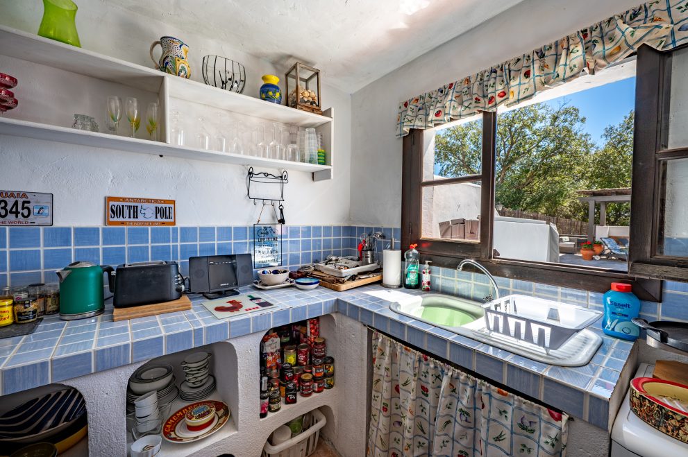country home in Andalusia with outdoor kitchen