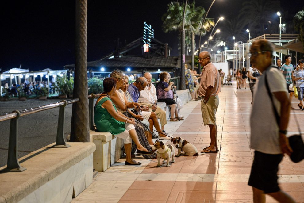 Estepona night boulevard